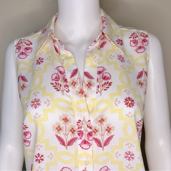 Ann Taylor Pink Floral V Neck Sleeveless Blouse - Picture 2 of 6